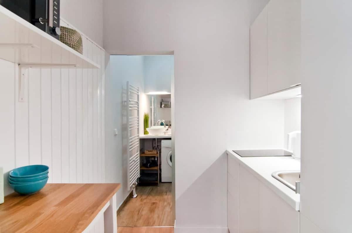 ⍟Luxurious And Bright⍟ 5 Min Walk To City Center Apartment Wina Bagian luar foto